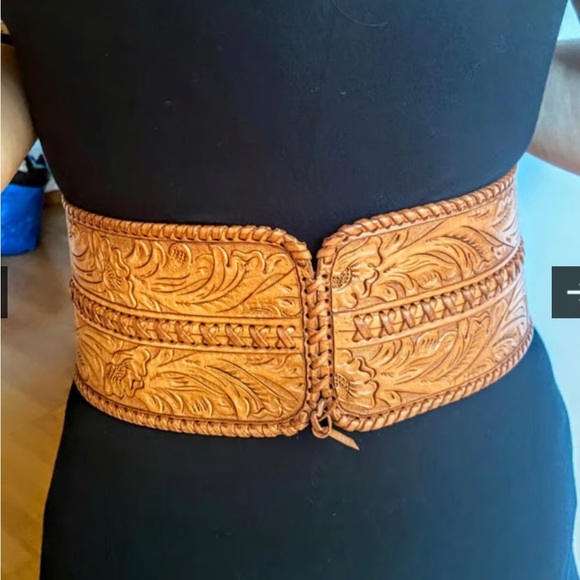 ISO this vintage, Ralph, Lauren, tooled, leather corset belt! - Picture 3 of 4